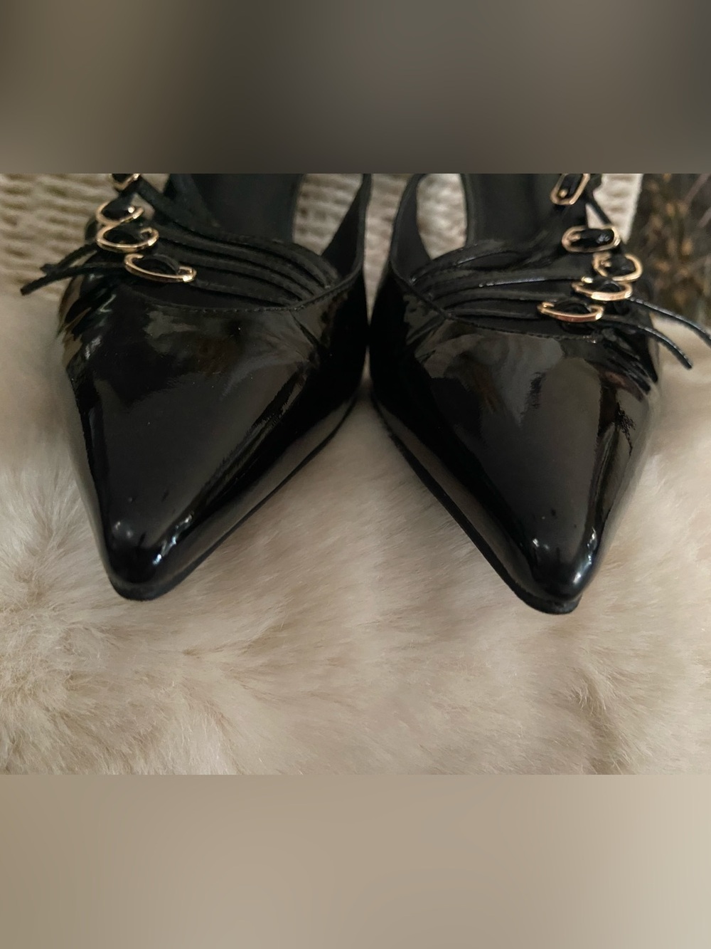 Jeffrey Campbell Patent Leather "Lash" Pointed Toe Slingback Kitten Heels. - Picture 3 of 11